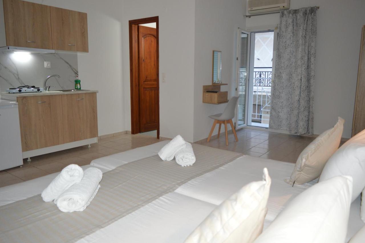 Junction Studios Skiathos Town Exterior photo